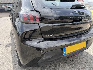 Peugeot 208 1.2 PureTech Active picture 7