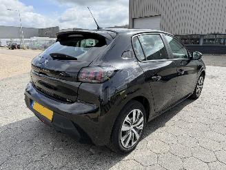 Peugeot 208 1.2 PureTech Active picture 4