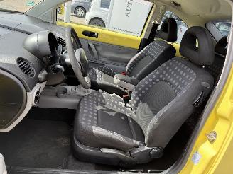 Volkswagen Beetle 2.0 Highline picture 10