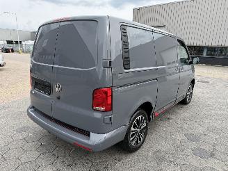 Volkswagen Transporter 150 PK Edition Autom picture 7