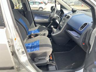 Suzuki Splash 1.0 Exclusive picture 11