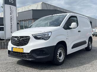 krockskadad bil bedrijf Opel Combo 1.5D L1H1 Edition 2019/11