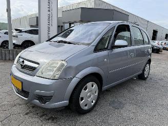 krockskadad bil auto Opel Meriva 1.6-16V Executive 2006/9