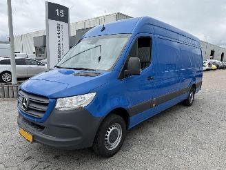 damaged commercial vehicles Mercedes Sprinter AUTOMAAT 315 1.9 CDI L3H3 DC 2021/1
