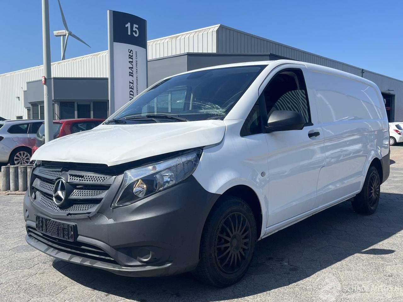 Mercedes Vito 111 CDI Lang Bestelauto van het Jaar editie