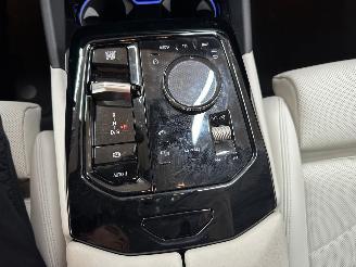 BMW 5-serie Touring 550e xDrive picture 19