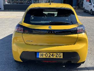 Peugeot 208 1.2 PureTech Active picture 5