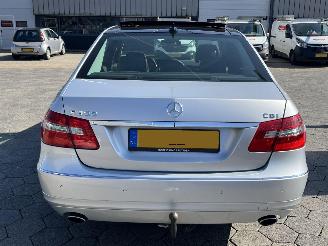 Mercedes E-klasse 300 CDI Avantgarde AUTOMAAT PANO picture 5