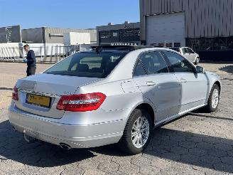 Mercedes E-klasse 300 CDI Avantgarde AUTOMAAT PANO picture 4