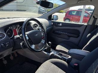 Ford Focus 1.8 Limited picture 12