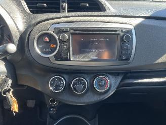 Toyota Yaris 1.0 VVT-i Aspiration picture 20
