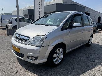 Damaged car Opel Meriva 1.6-16V Cosmo 2006/2