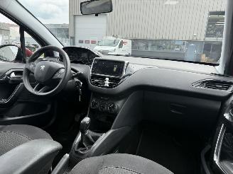 Peugeot 208 1.2 PureTech Blue Lion picture 12