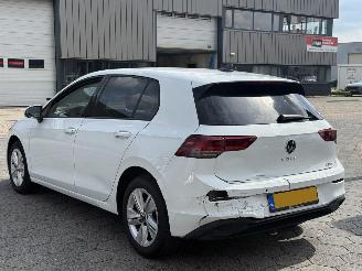Volkswagen Golf 1.0 eTSI Life picture 6