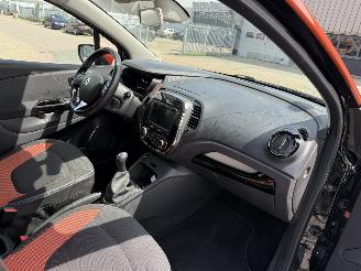 Renault Captur 0.9 TCe Dynamique picture 16