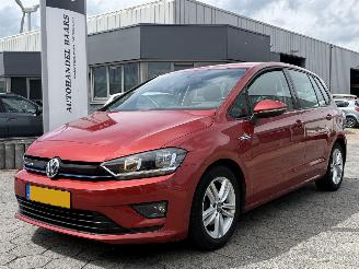 Schadeauto Volkswagen Golf Sportsvan 1.0 TSI Comfortline AUTOMAAT 2015/11
