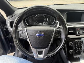 Volvo V-40 2.0 D4 R-Design Business picture 16