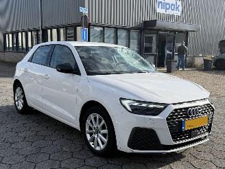 uszkodzony samochody osobowe Audi A1 SPORTBACK 30 TFSI Pro Line S 2021/3