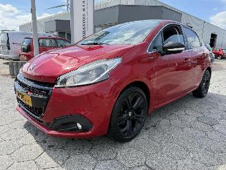krockskadad bil auto Peugeot 208 1.2 PureTech GT-line 2018/5