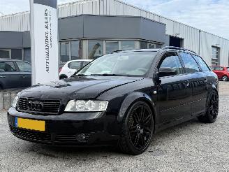 Schadeauto Audi A4 Avant 2.0 2004/3