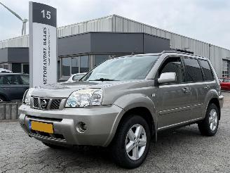 krockskadad bil auto Nissan X-Trail 2.0 Columbia 2wd 2008/3