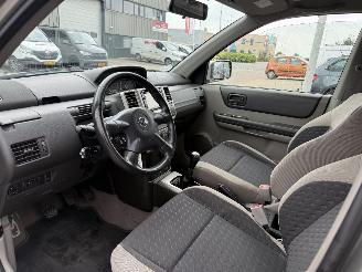 Nissan X-Trail 2.0 Columbia 2wd picture 12