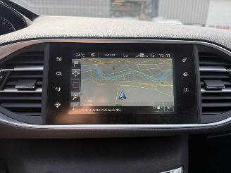 Peugeot 308 1.2 PureTech GT-line picture 21