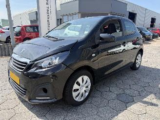 damaged passenger cars Peugeot 108 1.0 e-VTi Active 2015/2