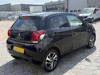 Peugeot 108 1.0 e-VTi Envy picture 4