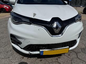 Renault Zoé R135 Serie Limitee Riviera 52 kWh picture 8