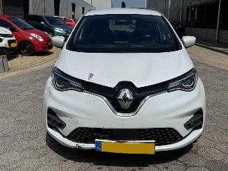 Renault Zoé R135 Serie Limitee Riviera 52 kWh picture 2