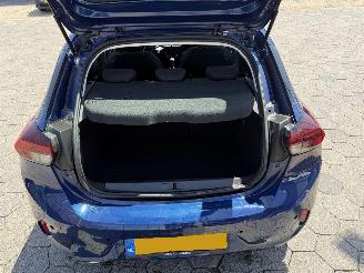 Opel Corsa 1.2 Edition picture 12