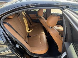 BMW 3-serie 318i Edition M Sport Shadow High Executive picture 9