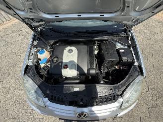 Volkswagen Golf 1.6 FSI Sportline picture 7