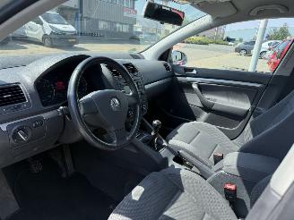 Volkswagen Golf 1.6 FSI Sportline picture 12