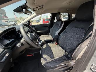 Renault Captur 1.0 TCe 90 Intens picture 17