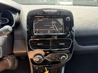 Renault Clio 0.9 TCe Limited picture 16