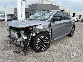 škoda osobní automobily Peugeot 208 1.2 Hybrid 110 e-DCS6 Allure 2026/3