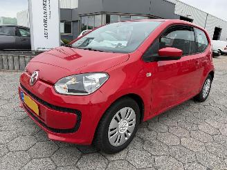 Schadeauto Volkswagen Up! 1.0 move up! BlueMotion 2013/2