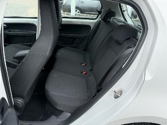Volkswagen Up! 1.0 BMT move up! picture 10