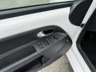 Volkswagen Up! 1.0 BMT move up! picture 8