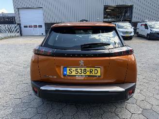 Peugeot e-2008 EV Active Pack 50 kWh picture 5