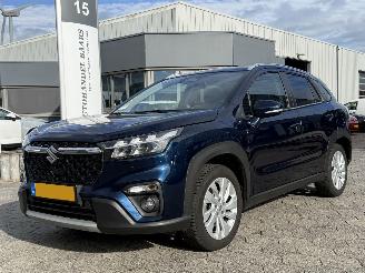 uszkodzony samochody osobowe Suzuki S-Cross 1.4 Boosterjet Select Smart Hybrid 2024/11