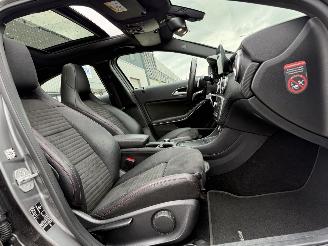 Mercedes A-klasse A180 AMG PANO AUTOMAAT picture 7