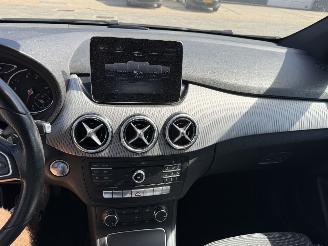 Mercedes B-klasse 180 AUTOMAAT Ambition picture 20