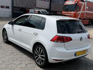Volkswagen Golf 1.2 TSI  PANO picture 6