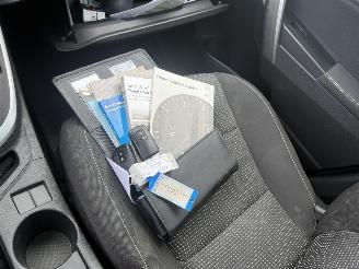 Toyota Auris Touring Sports 1.8 Hybrid AUTOMAAT picture 17