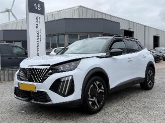 Vaurioauto  passenger cars Peugeot e-2008 EV GT 54 kWh 2023/9