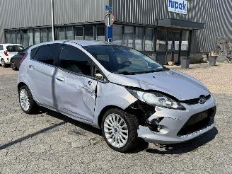 Ford Fiesta 1.4 Ghia AUTOMAAT picture 3