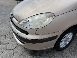 Peugeot 807 2.0 ST 7persoons picture 9